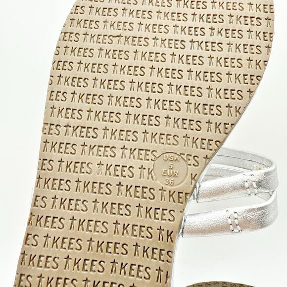 TKEES Womens Leah Flat Sandals US 5 EU 36 Silver Slip On NWOB - Picture 12 of 13